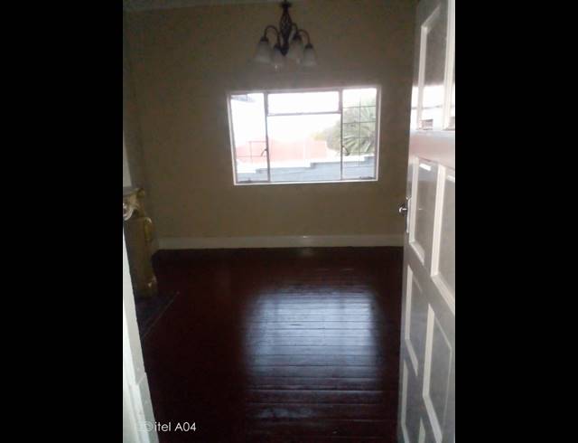 1 bed property to rent in KENSINGTON